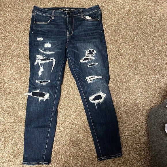 American Eagle Ripped Jeans - Picture 1 of 3